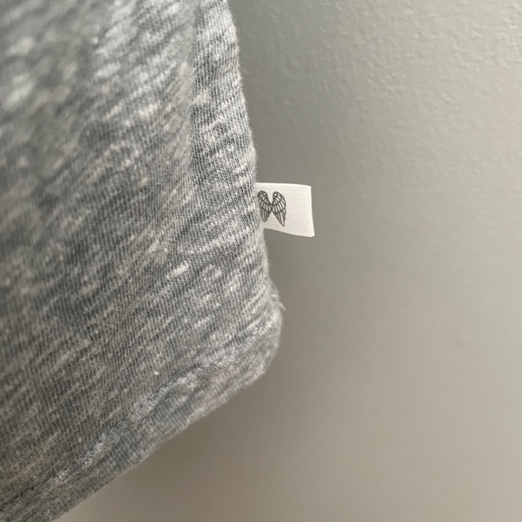 EUC RARE Vintage Victoria's Secret Angel Heart Graphic Tee Size Large - Picture 6 of 9